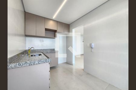 Apartamento para alugar com 124m², 2 quartos e 2 vagas Apartamento para alugar com 124m², 2 quartos e 2 vagasCozinha