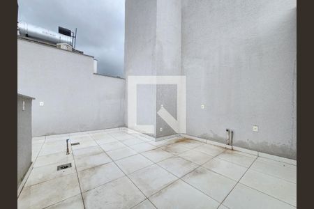 Apartamento para alugar com 124m², 2 quartos e 2 vagas Apartamento para alugar com 124m², 2 quartos e 2 vagasCobertura