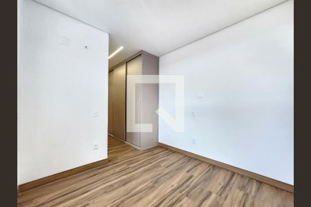 Apartamento para alugar com 124m², 2 quartos e 2 vagas Apartamento para alugar com 124m², 2 quartos e 2 vagasQuarto Suíte