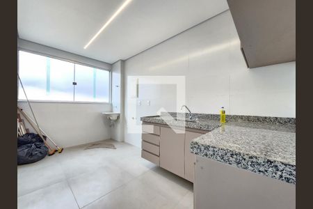 Apartamento para alugar com 124m², 2 quartos e 2 vagas Apartamento para alugar com 124m², 2 quartos e 2 vagasCozinha