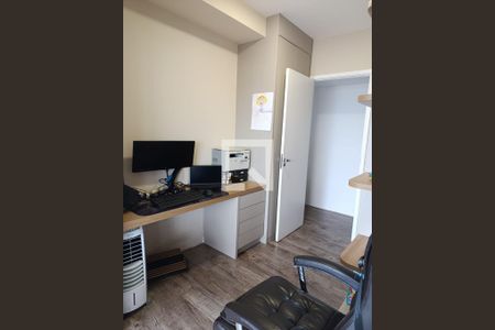 Apartamento à venda com 94m², 3 quartos e 2 vagasEscritório