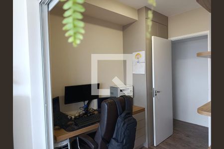 Apartamento à venda com 94m², 3 quartos e 2 vagasEscritório