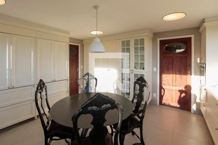 Casa de condomínio à venda com 700m², 6 quartos e 2 vagasCozinha