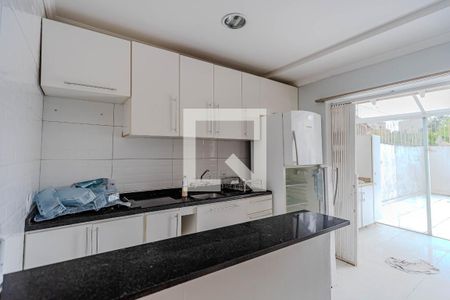 Casa à venda com 151m², 3 quartos e 2 vagasCozinha