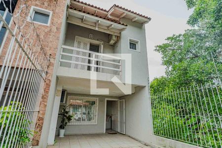 Casa à venda com 151m², 3 quartos e 2 vagasFachada