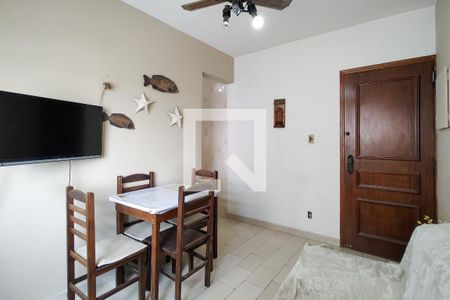 Sala de apartamento para alugar com 1 quarto, 40m² em Guilhermina, Praia Grande