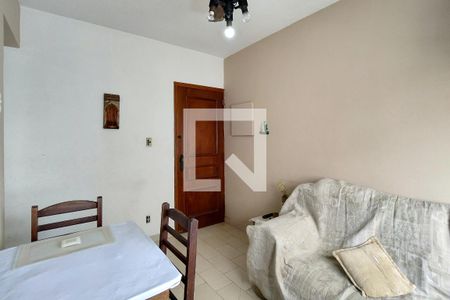 Sala de apartamento para alugar com 1 quarto, 40m² em Guilhermina, Praia Grande