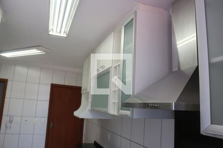 Apartamento à venda com 100m², 3 quartos e 2 vagasCozinha