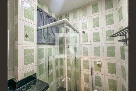 Apartamento à venda com 60m², 2 quartos e sem vaga Apartamento à venda com 60m², 2 quartos e sem vagaBanheiro