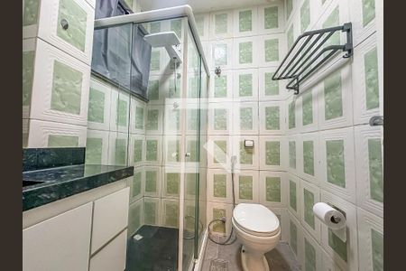 Apartamento à venda com 60m², 2 quartos e sem vaga Apartamento à venda com 60m², 2 quartos e sem vagaBanheiro