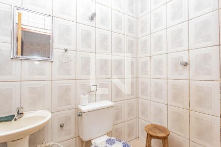 Casa à venda com 300m², 3 quartos e 1 vagaBanheiro 2