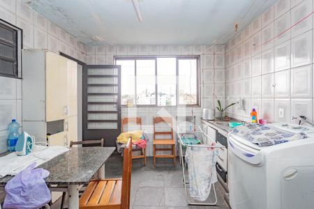 Casa à venda com 300m², 3 quartos e 1 vagaÁrea de Serviço