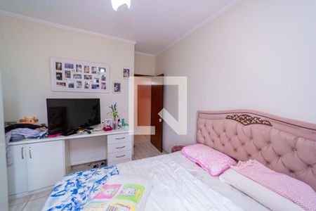 Casa à venda com 125m², 3 quartos e 3 vagas Casa à venda com 125m², 3 quartos e 3 vagasQuarto 3