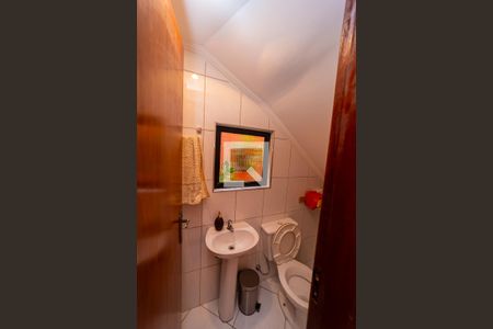 Casa à venda com 125m², 3 quartos e 3 vagas Casa à venda com 125m², 3 quartos e 3 vagaslavabo