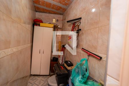 Casa à venda com 125m², 3 quartos e 3 vagas Casa à venda com 125m², 3 quartos e 3 vagasBanheiro da Edícula