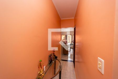 Casa à venda com 125m², 3 quartos e 3 vagas Casa à venda com 125m², 3 quartos e 3 vagasCorredor