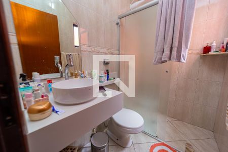 Casa à venda com 125m², 3 quartos e 3 vagas Casa à venda com 125m², 3 quartos e 3 vagasBanheiro Social