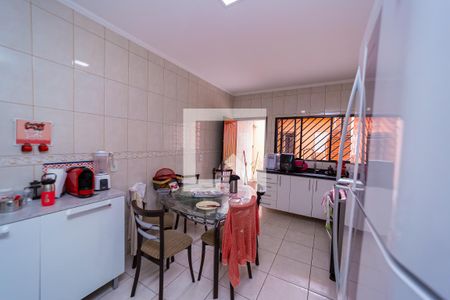 Casa à venda com 125m², 3 quartos e 3 vagas Casa à venda com 125m², 3 quartos e 3 vagasCozinha