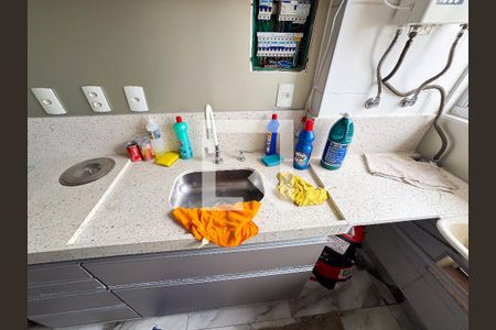 Apartamento para alugar com 73m², 3 quartos e 2 vagasÁrea de Serviço