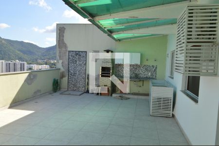 Apartamento à venda com 133m², 3 quartos e 2 vagasTerraço