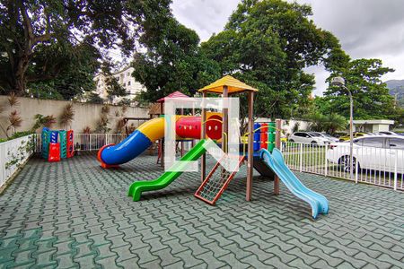 Apartamento à venda com 133m², 3 quartos e 2 vagasÁrea comum - Playground