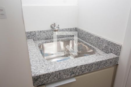 Apartamento à venda com 32m², 2 quartos e sem vaga Apartamento à venda com 32m², 2 quartos e sem vagaÁrea de Serviço