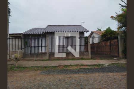 Casa à venda com 90m², 3 quartos e 1 vaga Casa à venda com 90m², 3 quartos e 1 vagaFachada