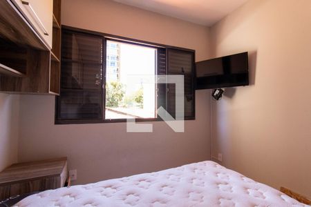 Quarto de casa para alugar com 5 quartos, 304m² em Cambuí, Campinas