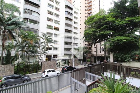 Vista da Varanda de apartamento à venda com 2 quartos, 150m² em Jardim Europa, São Paulo