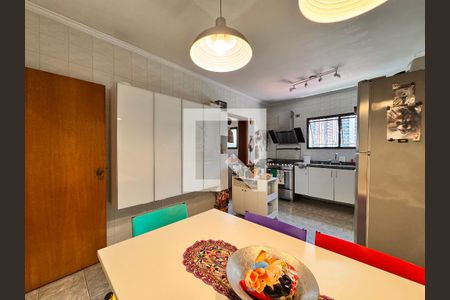 Apartamento à venda com 150m², 4 quartos e 2 vagasCozinha