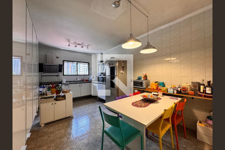 Apartamento à venda com 150m², 4 quartos e 2 vagasCozinha 