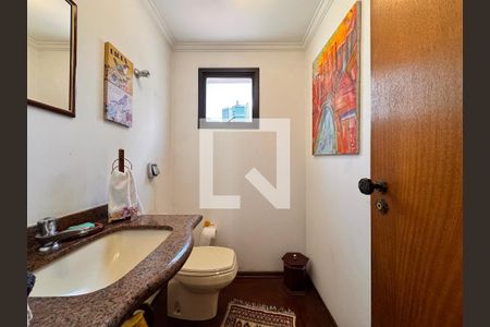 Apartamento à venda com 150m², 4 quartos e 2 vagasLavabo