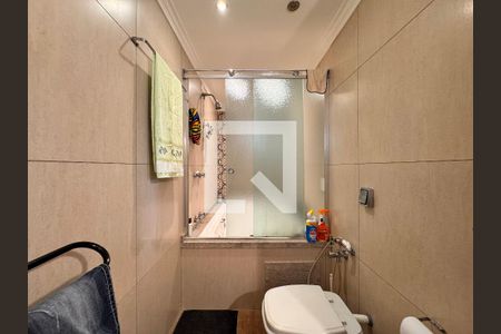 Apartamento à venda com 150m², 4 quartos e 2 vagasBanheiro da suíte 