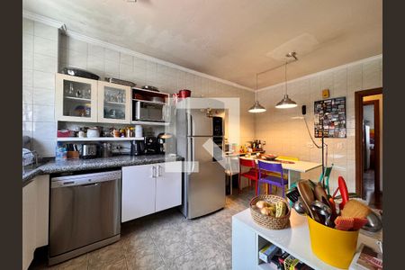 Apartamento à venda com 150m², 4 quartos e 2 vagasCozinha