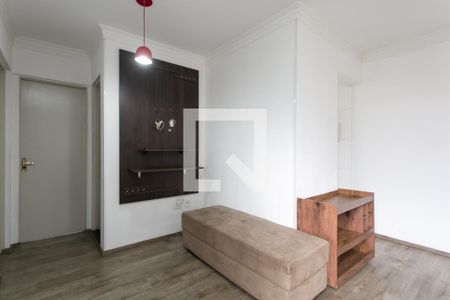 Sala  de apartamento para alugar com 2 quartos, 50m² em Vila Carmosina, São Paulo
