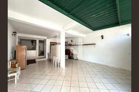 Garagem de casa para alugar com 2 quartos, 45m² em Vila Guarani (zona Sul), São Paulo