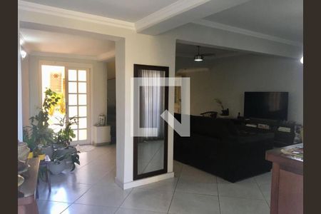 Foto 01 de casa à venda com 3 quartos, 134m² em Parque Sao Domingos, São Paulo