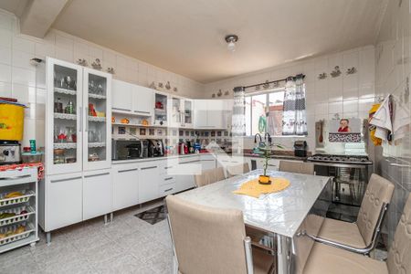 Casa à venda com 150m², 2 quartos e 2 vagas