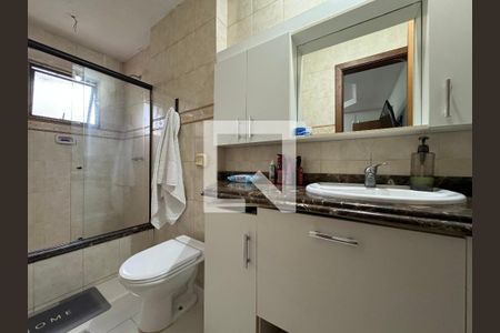 Apartamento à venda com 130m², 3 quartos e 3 vagasSuíte - Banheiro