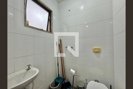 Apartamento à venda com 130m², 3 quartos e 3 vagasÁrea de Serviço - Banheiro