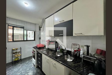 Apartamento à venda com 130m², 3 quartos e 3 vagasCozinha