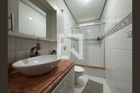Apartamento à venda com 130m², 3 quartos e 3 vagasBanheiro Social