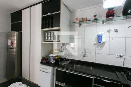 Casa de condomínio à venda com 68m², 2 quartos e 1 vaga Casa de condomínio à venda com 68m², 2 quartos e 1 vagaCozinha