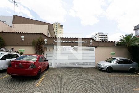 Casa de condomínio à venda com 68m², 2 quartos e 1 vaga Casa de condomínio à venda com 68m², 2 quartos e 1 vagaFachada