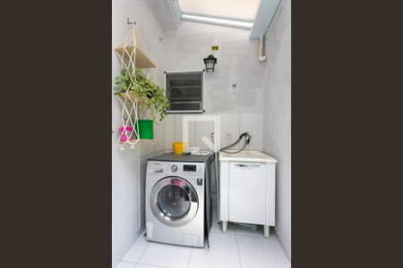 Casa de condomínio à venda com 68m², 2 quartos e 1 vaga Casa de condomínio à venda com 68m², 2 quartos e 1 vagaÁrea de Serviço