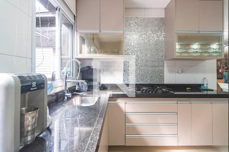 Apartamento à venda com 85m², 3 quartos e 2 vagasCozinha