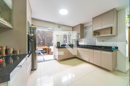 Apartamento à venda com 85m², 3 quartos e 2 vagasCozinha