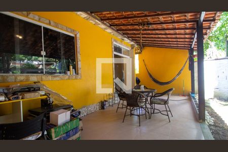 Casa à venda com 160m², 2 quartos e 1 vagaQuintal