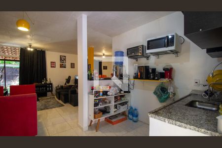Casa à venda com 160m², 2 quartos e 1 vagaCozinha 