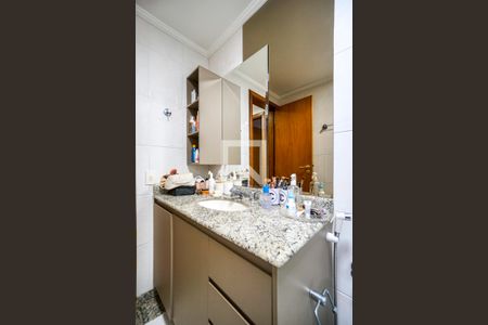 Apartamento para alugar com 122m², 3 quartos e sem vaga Apartamento para alugar com 122m², 3 quartos e sem vagaBanheiro social